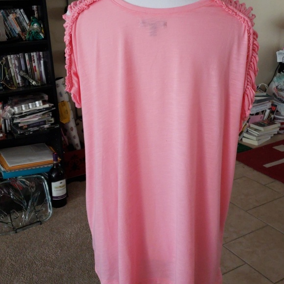 Top - Picture 3 of 3